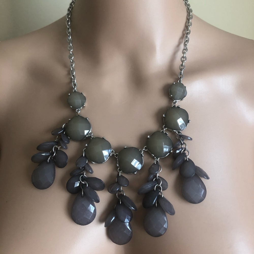 Statement necklace